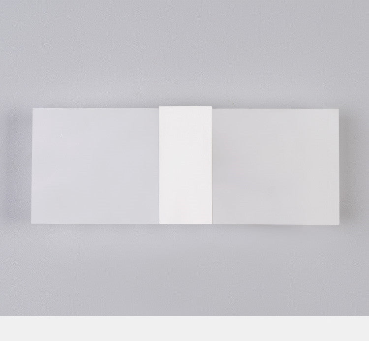 Lyra Plano Wall Light