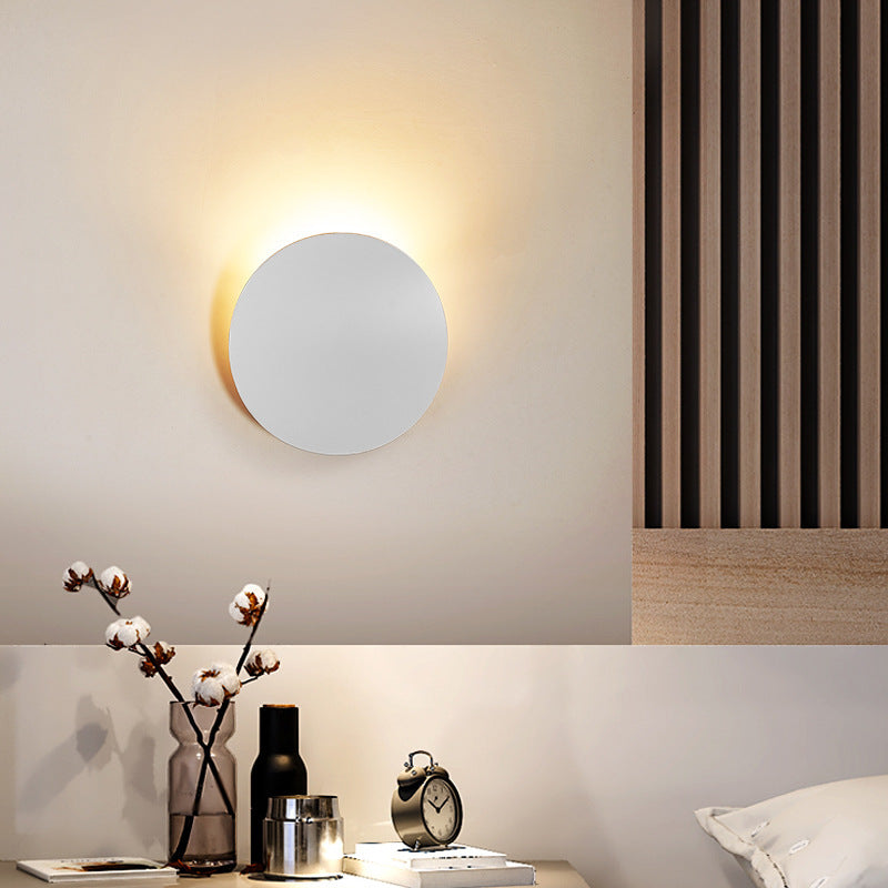 Lyra Arcus Round Wall Light