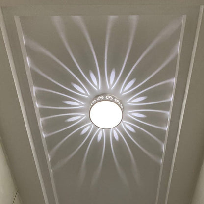 Garden Lights White / White Light Lyra Axis Spotlight